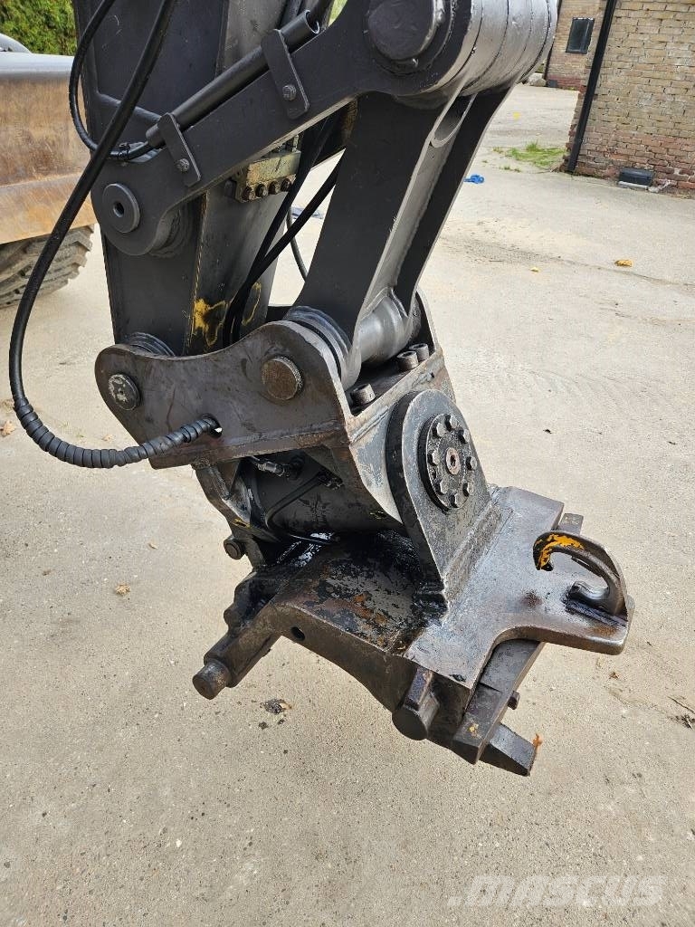 Volvo EW 140 C Колесни екскаватори