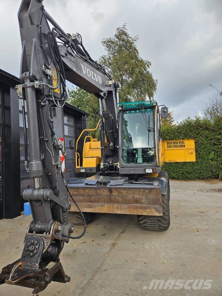 Volvo EW 140 C Колесни екскаватори