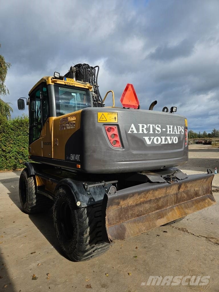 Volvo EW 140 C Колесни екскаватори