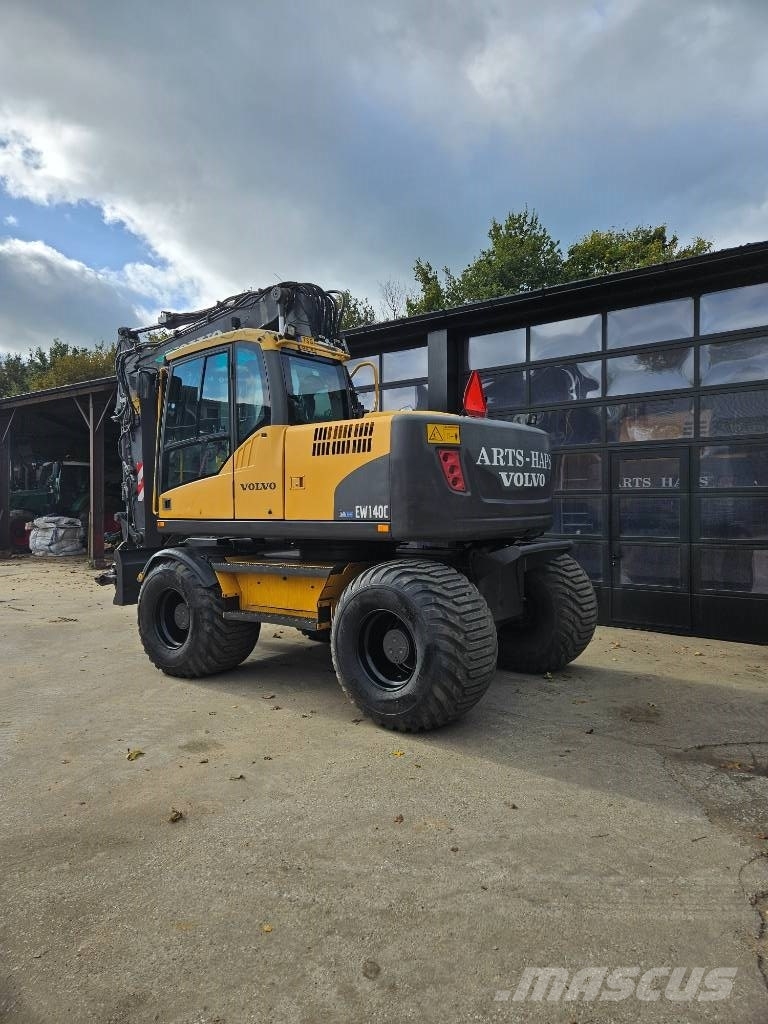 Volvo EW 140 C Колесни екскаватори