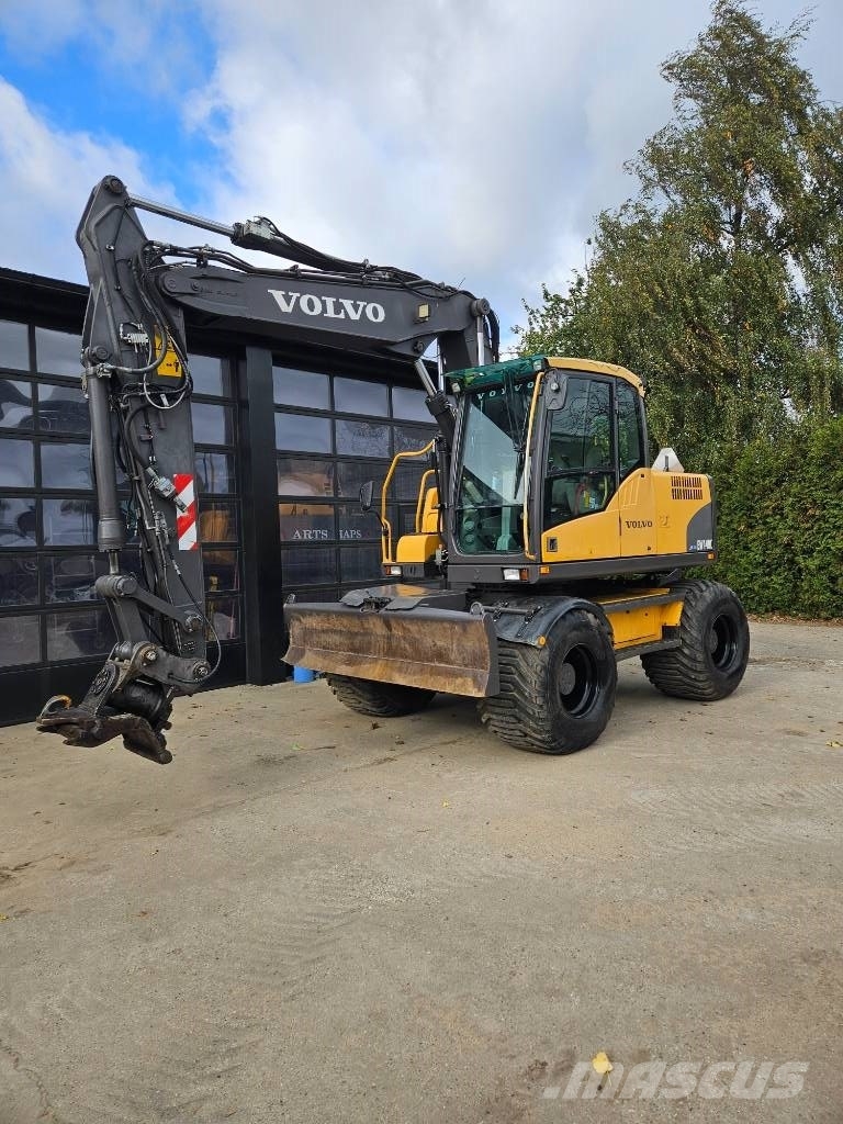 Volvo EW 140 C Колесни екскаватори