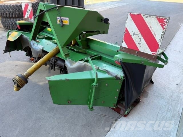 John Deere Achter 331 + Front 228 A Podadoras