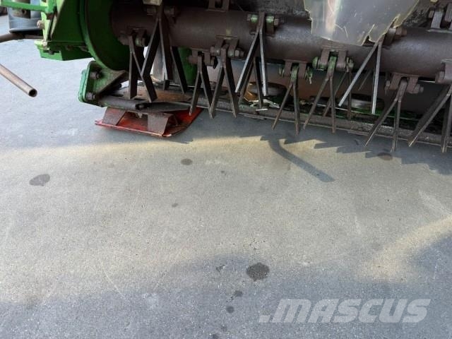 John Deere Achter 331 + Front 228 A Podadoras