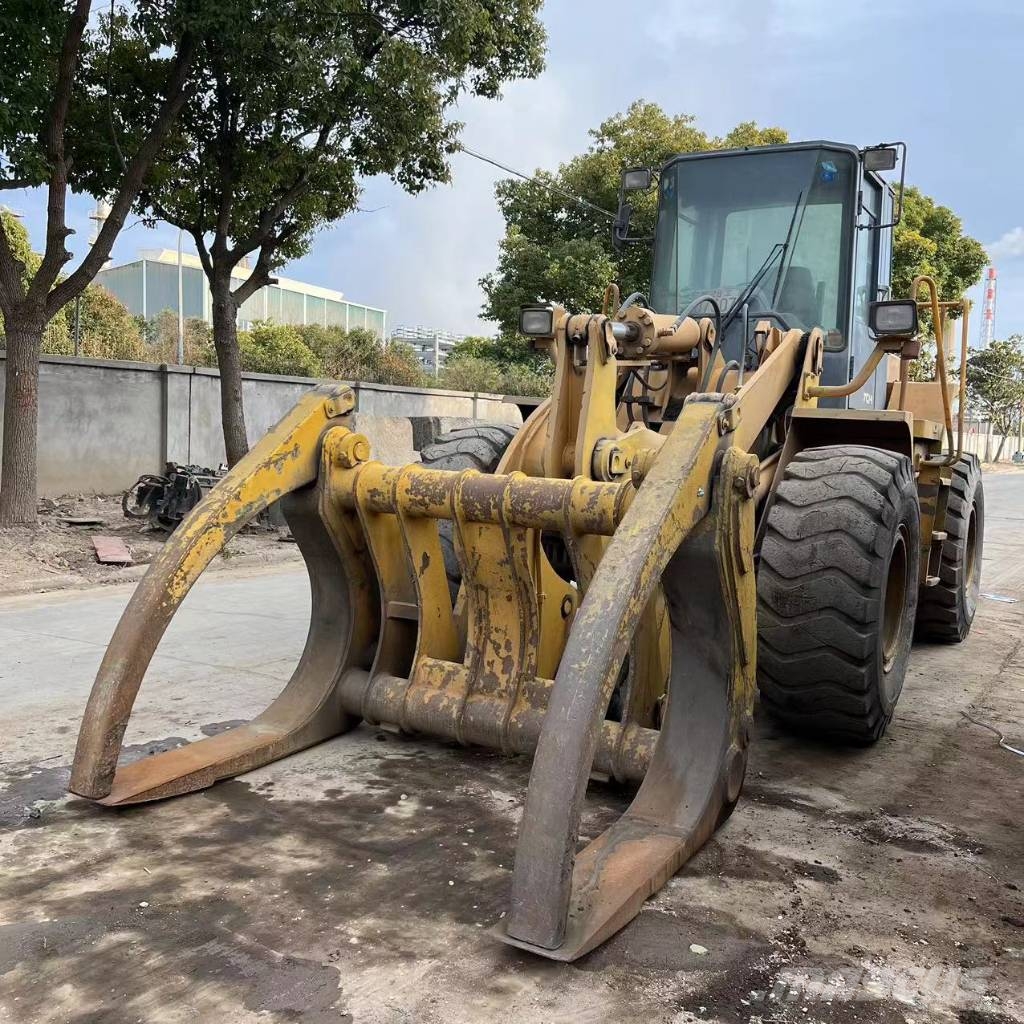 TCM L 26 Radlader