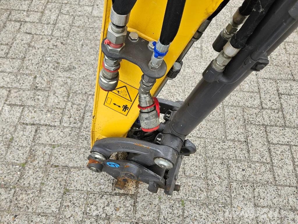 New Holland E25D minikraan ミニクレーン