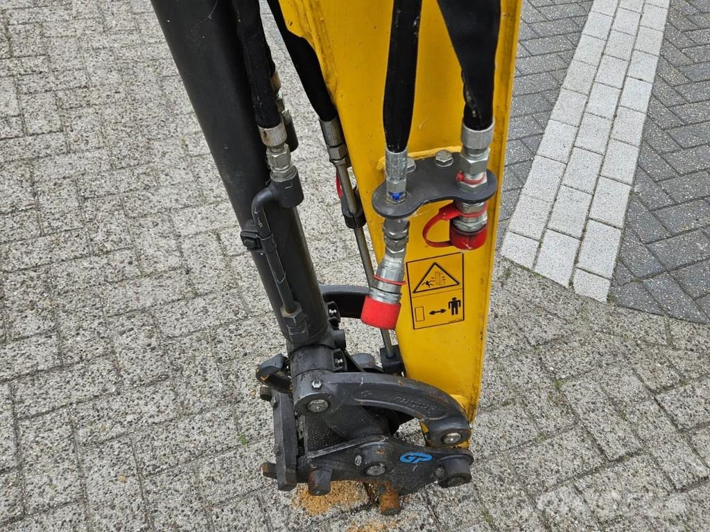 New Holland E25D minikraan ミニクレーン