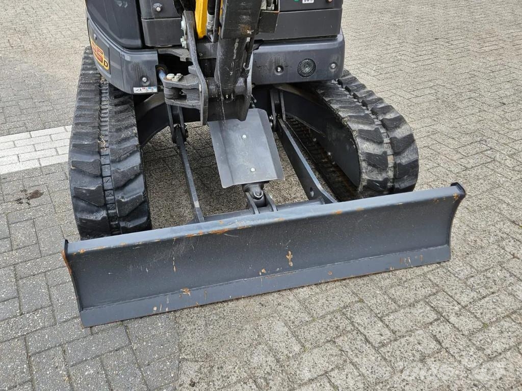 New Holland E25D minikraan ミニクレーン