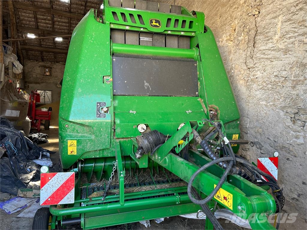 John Deere V461M Rotopresse