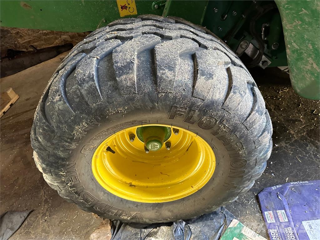 John Deere V461M Rolo balirke