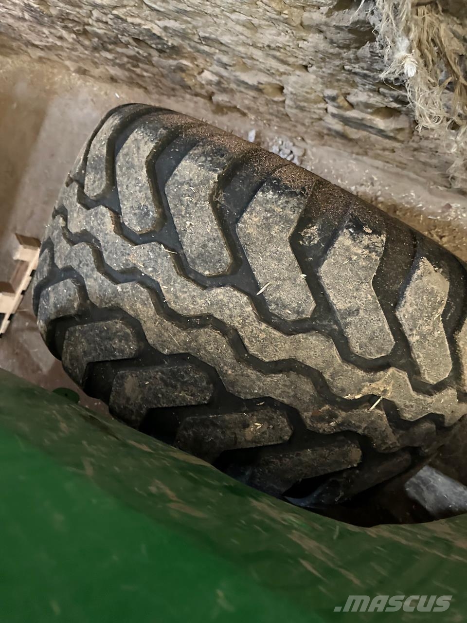 John Deere V461M Pyöröpaalaimet