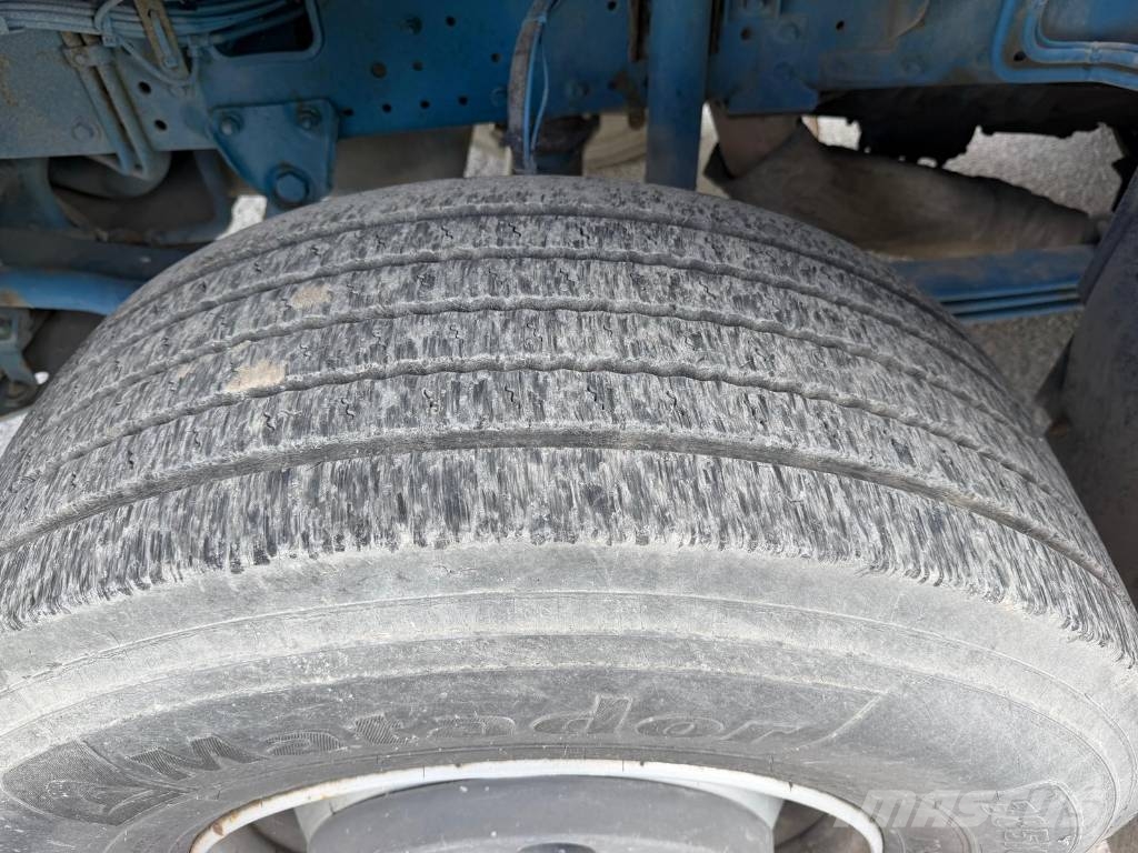 Iveco TRAKKER AD340T45 混凝土/砂漿拌合機