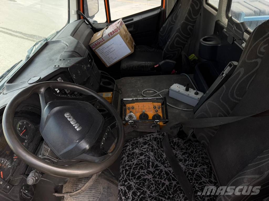 Iveco TRAKKER AD340T45 混凝土/砂漿拌合機