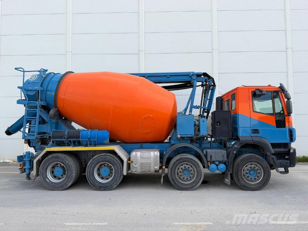 Iveco TRAKKER AD340T45 混凝土/砂漿拌合機