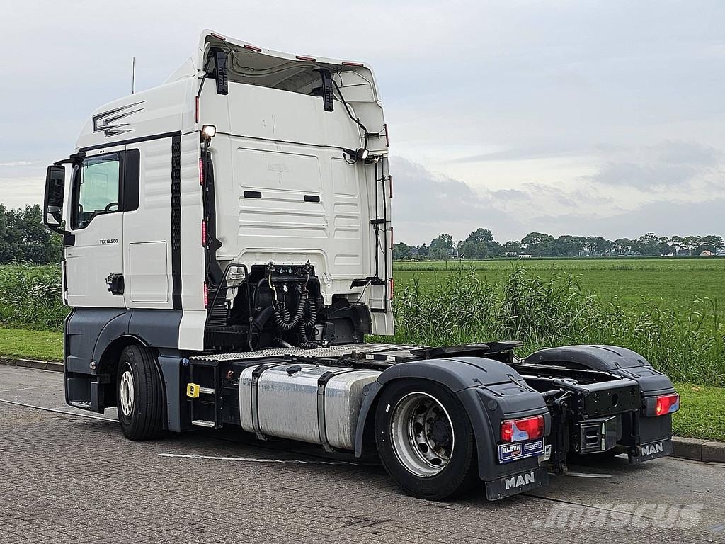 MAN 18.500 TGX وحدات الجر