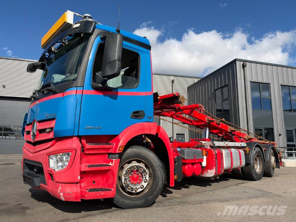 Mercedes Actros 2543 6x2*4 Multilift Kabeļu pacēlājs nomontējamām kravas mašīnām