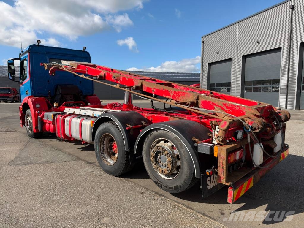 Mercedes Actros 2543 6x2*4 Multilift Kabeļu pacēlājs nomontējamām kravas mašīnām