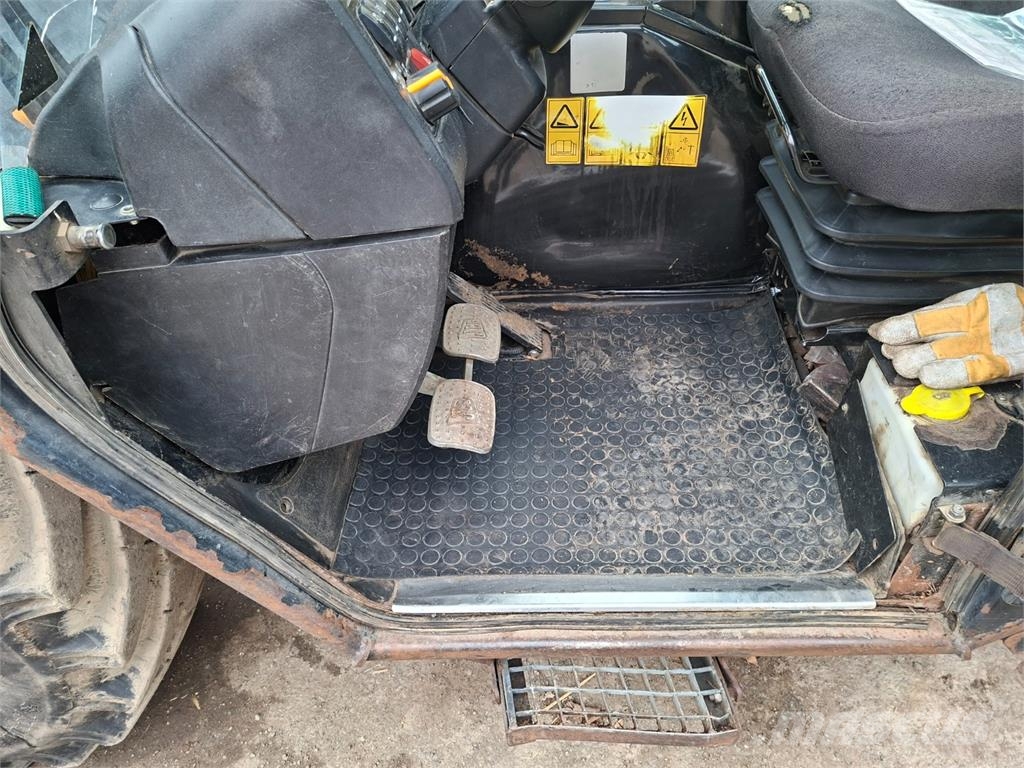 JCB 527-58 AGRI 4X4 Diger