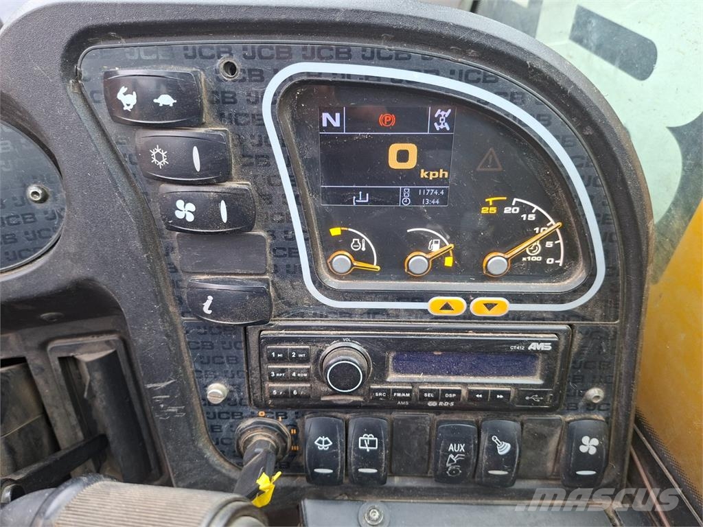 JCB 527-58 AGRI 4X4 Diger