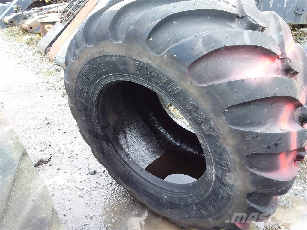 Trelleborg Twin 428 710/45x26,5 Used/Beg Tyres, wheels and rims