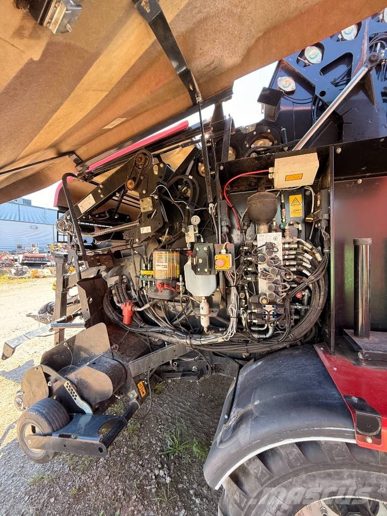 Case IH RB544HD Rotopresse