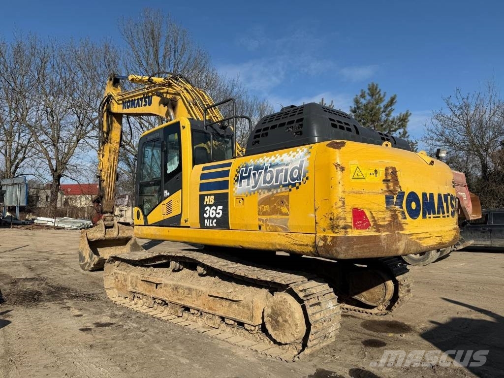 Komatsu HB 365 حفارات زحافة