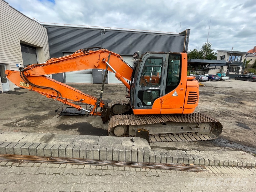 Doosan DX 140 LCR-3 sold by parts Εκσκαφείς με ερπύστριες