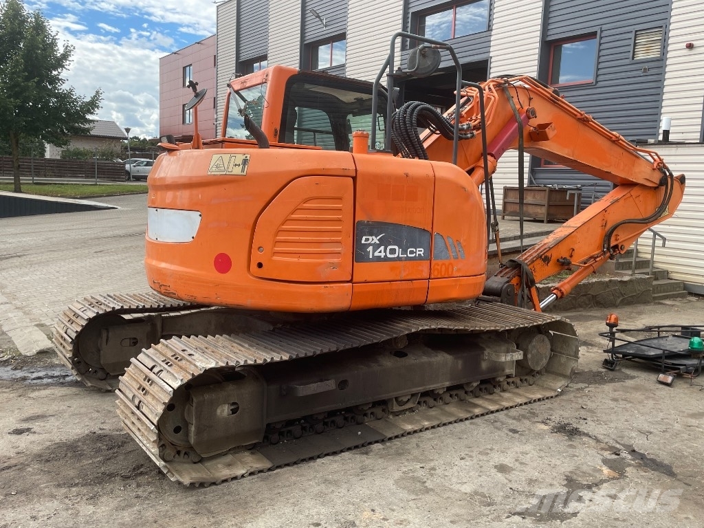 Doosan DX 140 LCR-3 sold by parts Εκσκαφείς με ερπύστριες