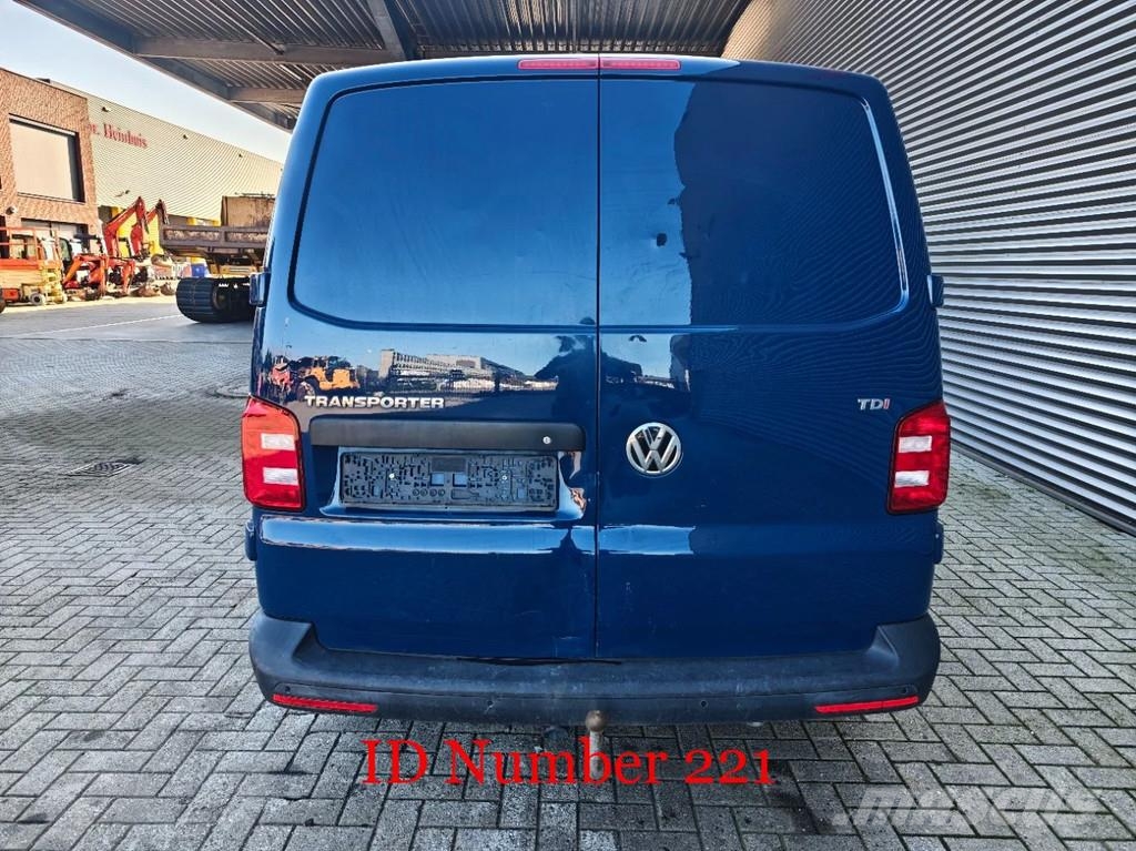 Volkswagen Transporter 2.0 TDI Gesloten opbouw