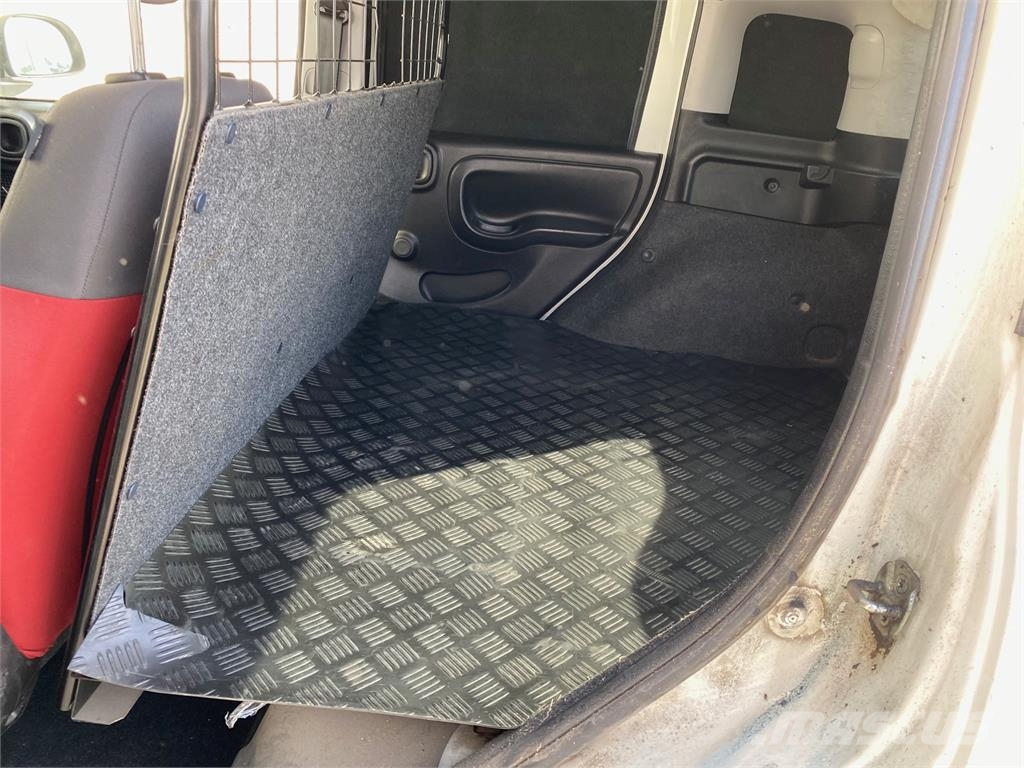 Fiat Panda Van VIN 093 سيارات