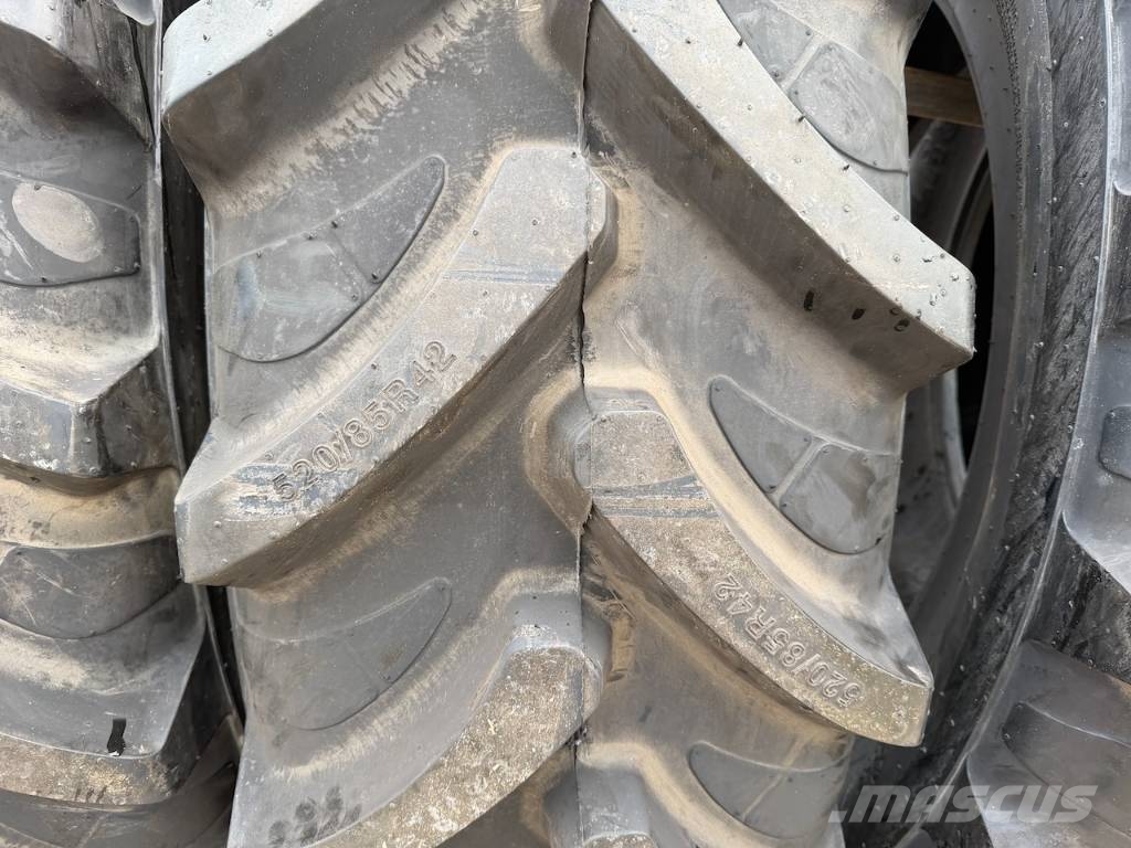 Agri banden / tires 520/85R42 set (4x) New Tyres, wheels and rims