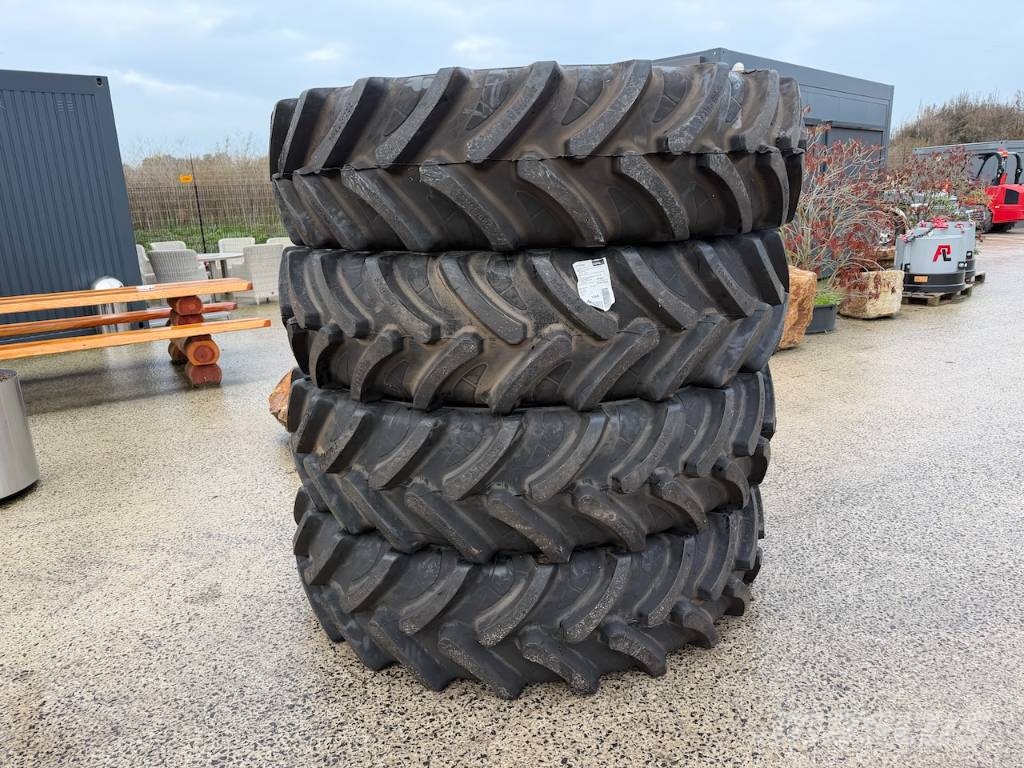 Agri banden / tires 520/85R42 set (4x) New Tyres, wheels and rims