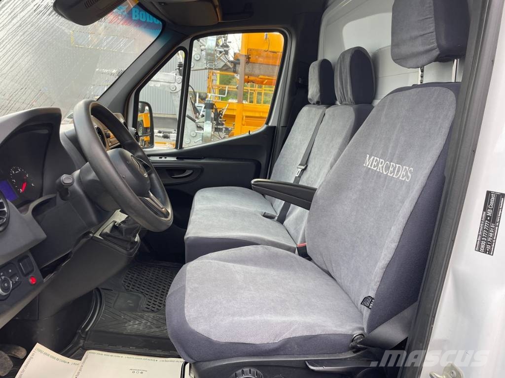 Mercedes-Benz 515 CDI Autobasculanta