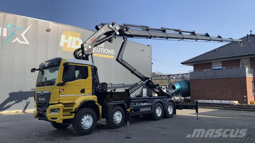 MAN TGS 35.520 TGS 35.520 8x4 Abrollkipper + Kran HIAB Hook lift trucks