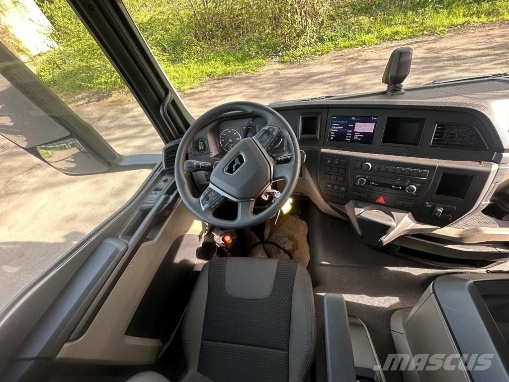 MAN TGS 35.520 TGS 35.520 8x4 Abrollkipper + Kran HIAB Hook lift trucks