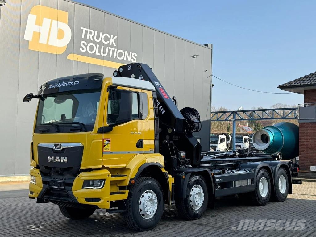 MAN TGS 35.520 TGS 35.520 8x4 Abrollkipper + Kran HIAB Hook lift trucks