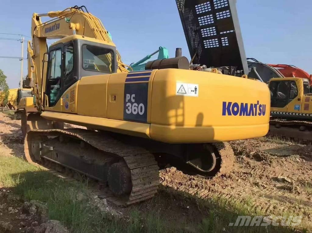 Komatsu PC360 حفارات زحافة