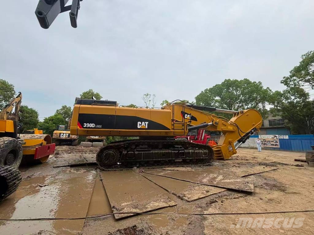 CAT 390 D L ME Raupenbagger