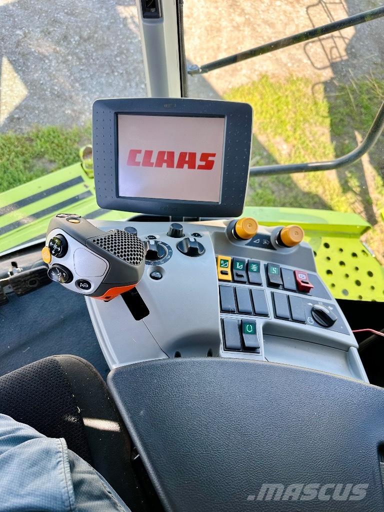 CLAAS Lexion 670 콤바인 수확기
