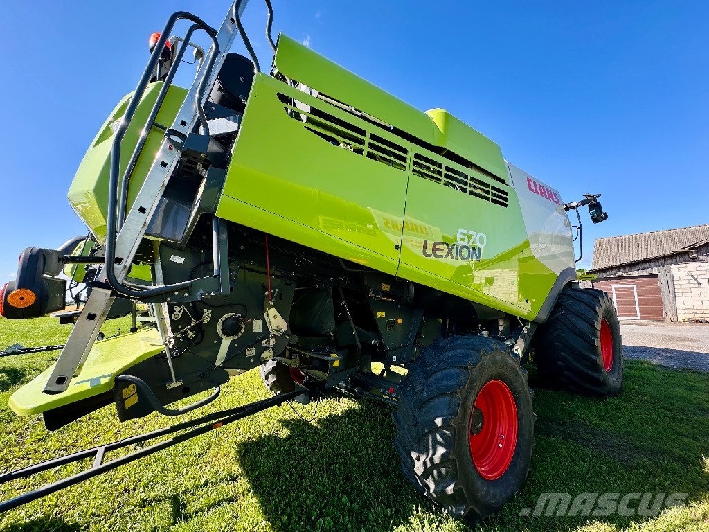 CLAAS Lexion 670 콤바인 수확기