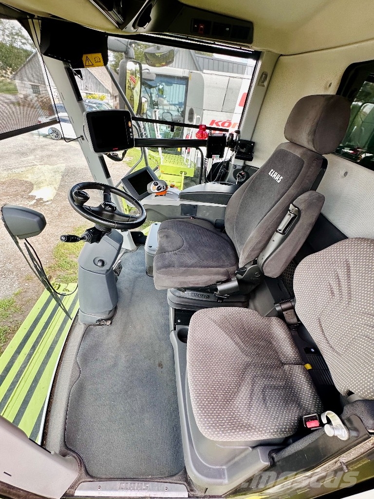 CLAAS Lexion 670 콤바인 수확기