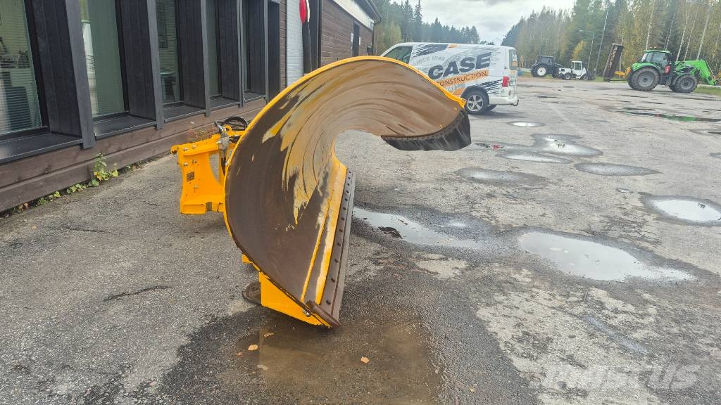 Vuomet 12H Sniego peiliai ir valytuvai