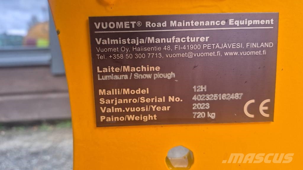 Vuomet 12H Sniego peiliai ir valytuvai