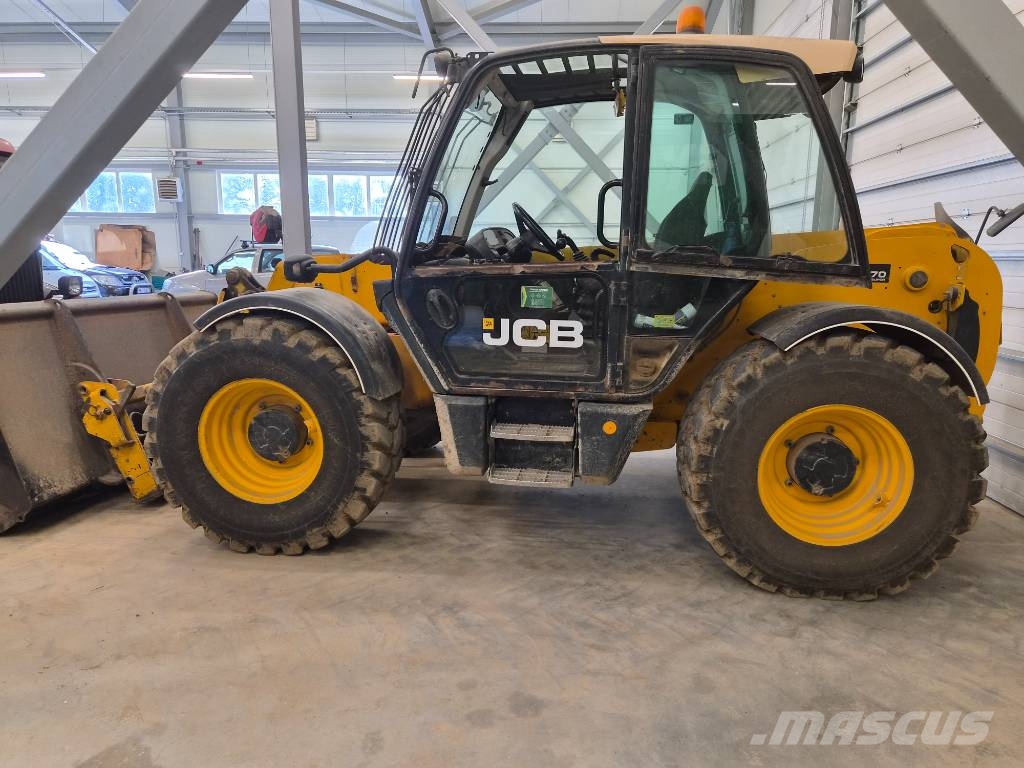 JCB 541-70 AGS Tarimsal teleskopik yükleyiciler