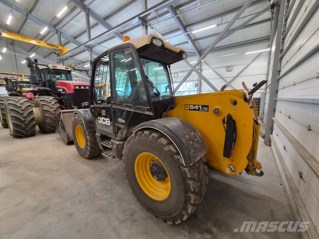 JCB 541-70 AGS Tarimsal teleskopik yükleyiciler