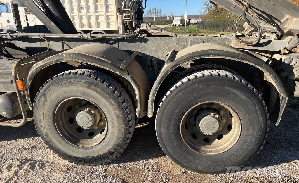Renault Kerax 370 DXI Camiones bañeras basculantes o volquetes