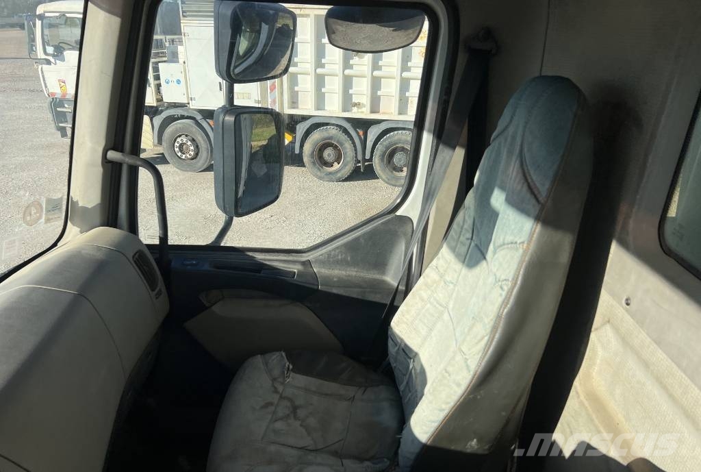 Renault Kerax 370 DXI Camiones bañeras basculantes o volquetes