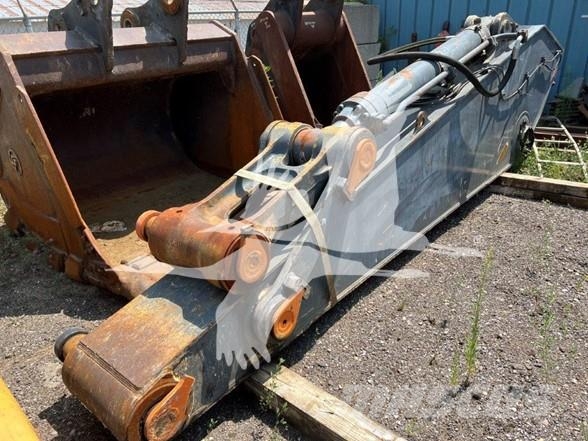 John Deere 670G LC Excavatoare pe șenile