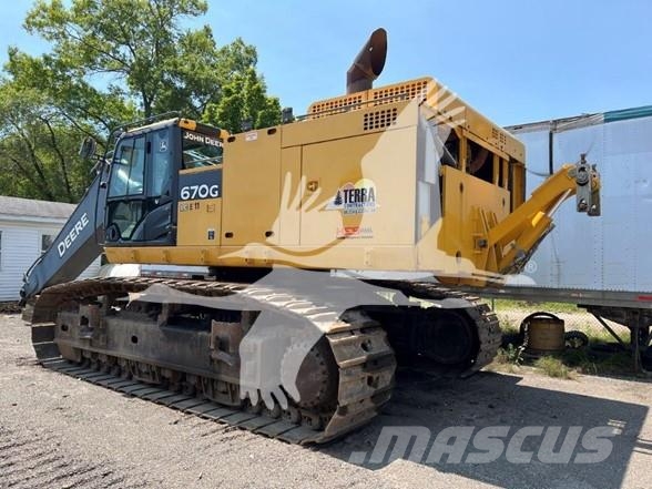 John Deere 670G LC Excavatoare pe șenile