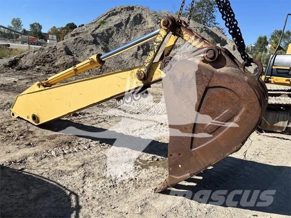Komatsu PC200 Skuffer