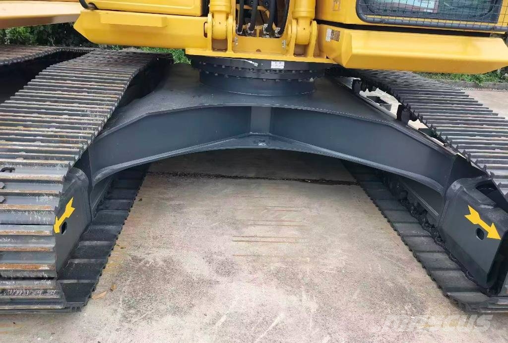 Komatsu PC 240 Εκσκαφείς με ερπύστριες
